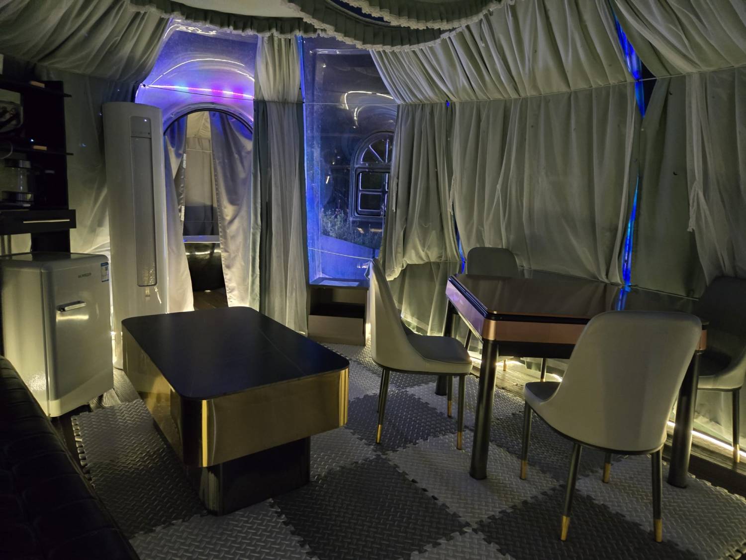 【STAR POD】DAY CAMPING ( 2-8 pax )14:00 - 22:00