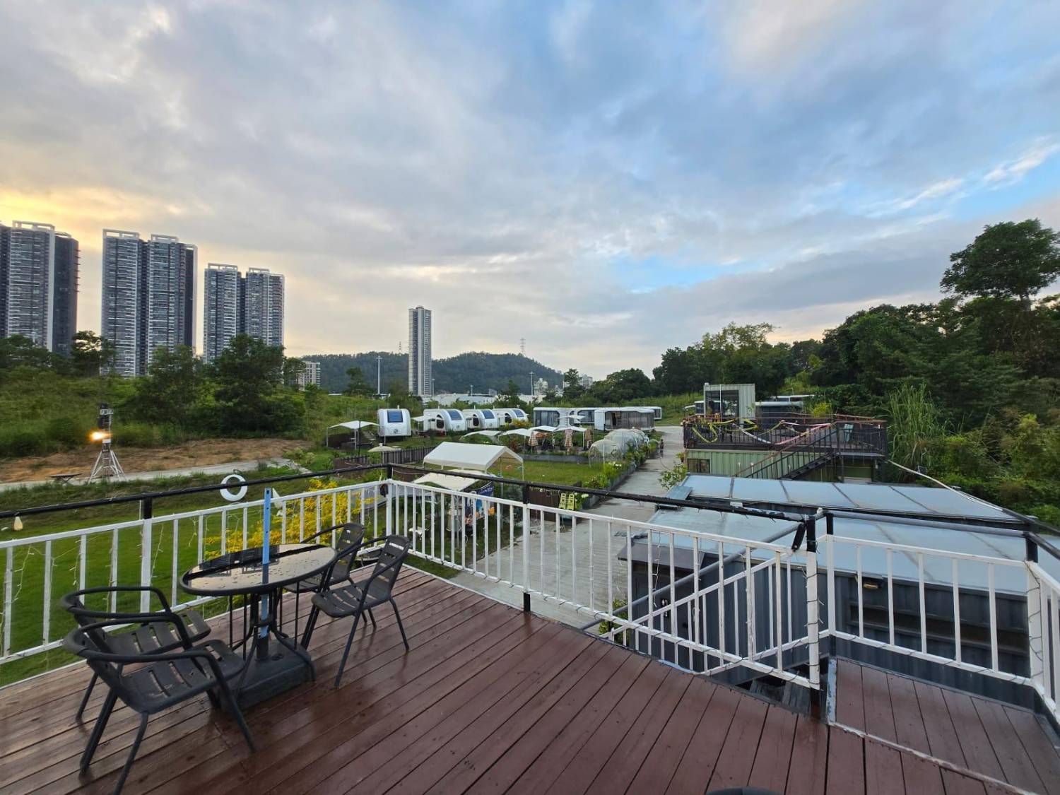 【星空寵物派對房 】PARTY ROOM DAY CAMPING < 包BBQ爐 >