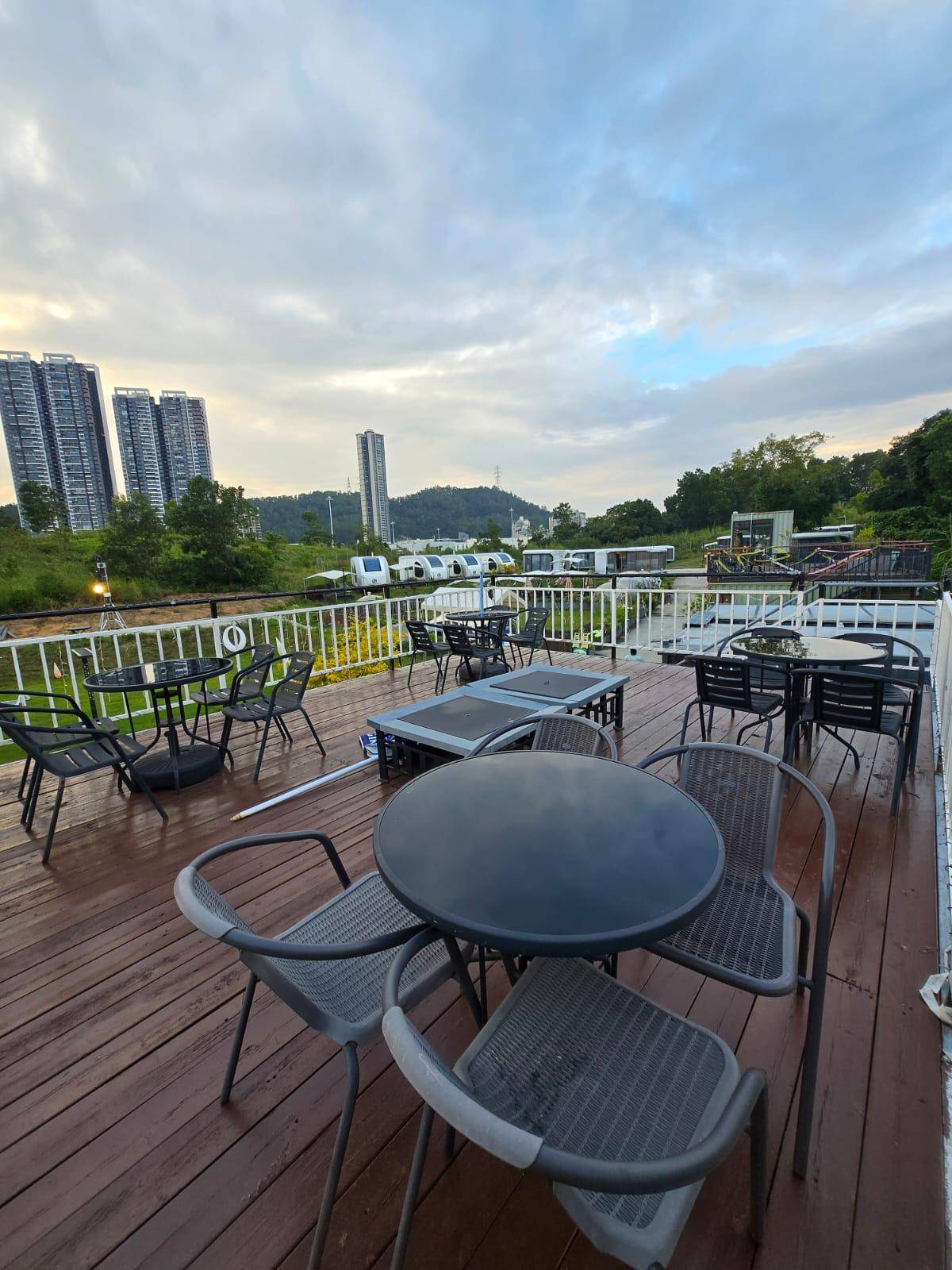 【星空寵物派對房 】PARTY ROOM DAY CAMPING < 包BBQ爐 >