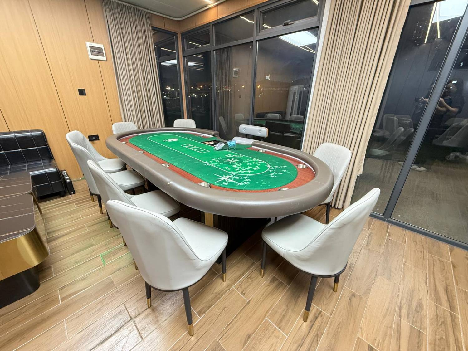 【星空寵物派對房 】PARTY ROOM DAY CAMPING < 包BBQ爐 >